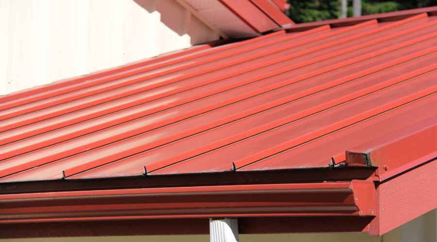 Professional gutter cleaning services in De Soto, KS